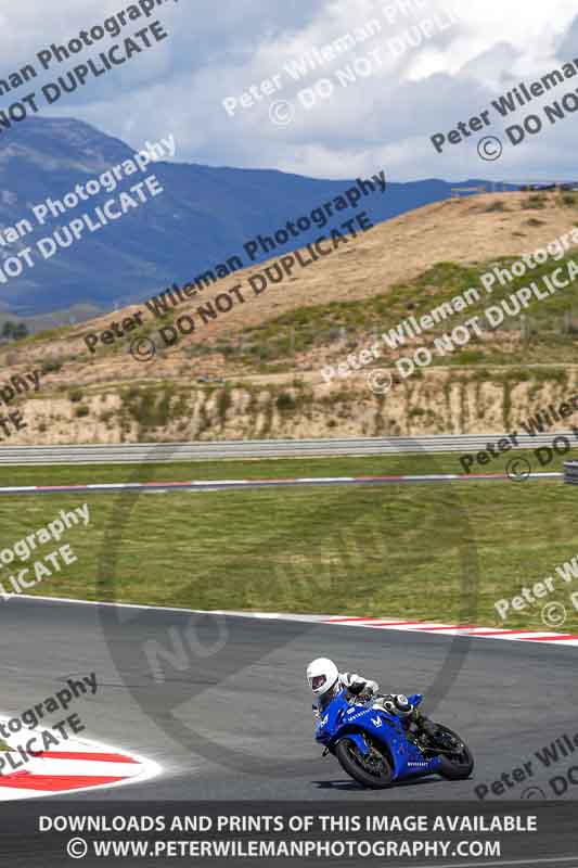 cadwell no limits trackday;cadwell park;cadwell park photographs;cadwell trackday photographs;enduro digital images;event digital images;eventdigitalimages;navarra;no limits trackdays;peter wileman photography;racing digital images;trackday digital images;trackday photos
